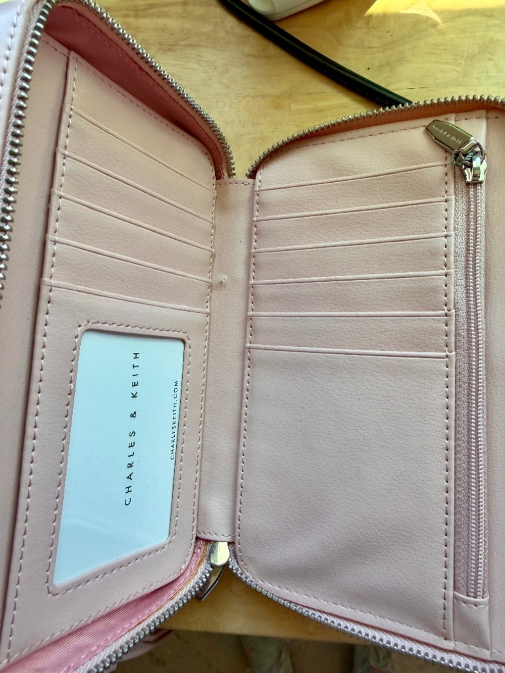 Charles & Keith Bag - Picture 5 of 6